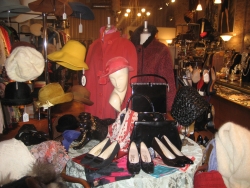 Store B in Wicker Park